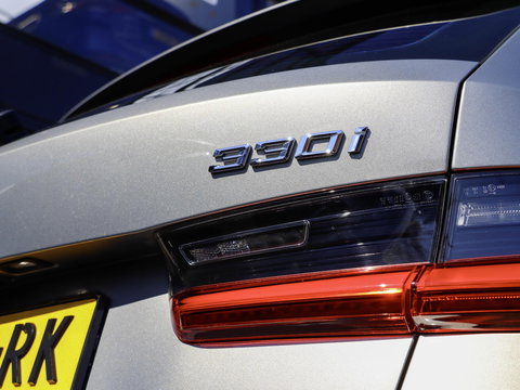 BMW 3 Serie Touring 330i High Executive M Sport Plus Pack Co-Pilot ACC Laser Pano Trekh Leder