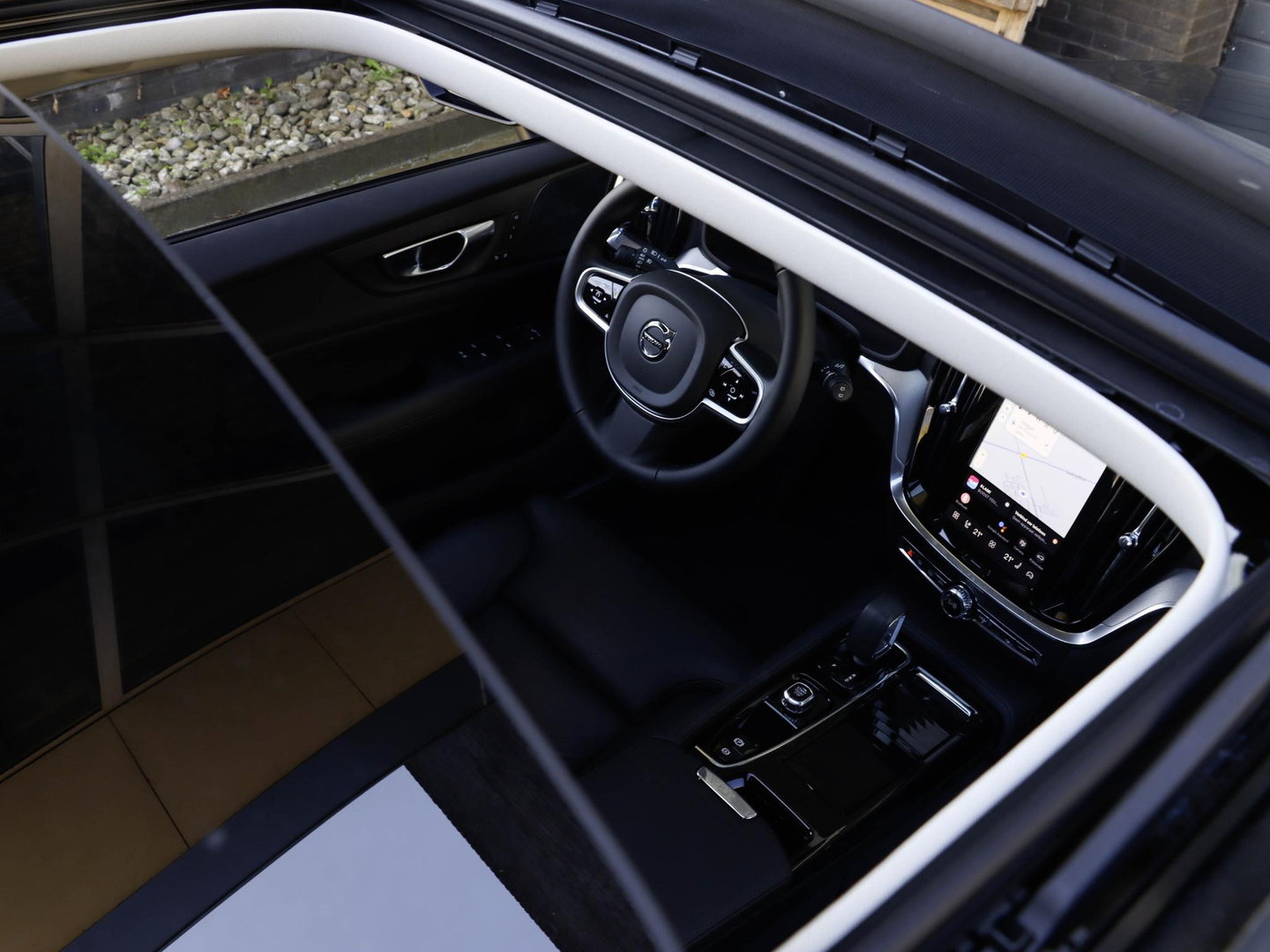 Volvo V60 T6 AWD Plus Dark Pano Forest Lake 360 Harman Kardon HeadUp 18 inch