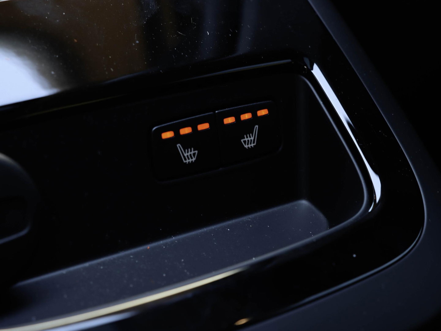 Volvo V60 T6 AWD Plus Dark Pano Forest Lake 360 Harman Kardon HeadUp 18 inch