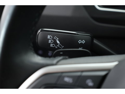 Volkswagen Tiguan 1.5 TSI Urban Sport DSG | Elek. Trekhaak | Digi. Cockpit | Adapt. Cruise | Stoel- Stuurverw. | Camera