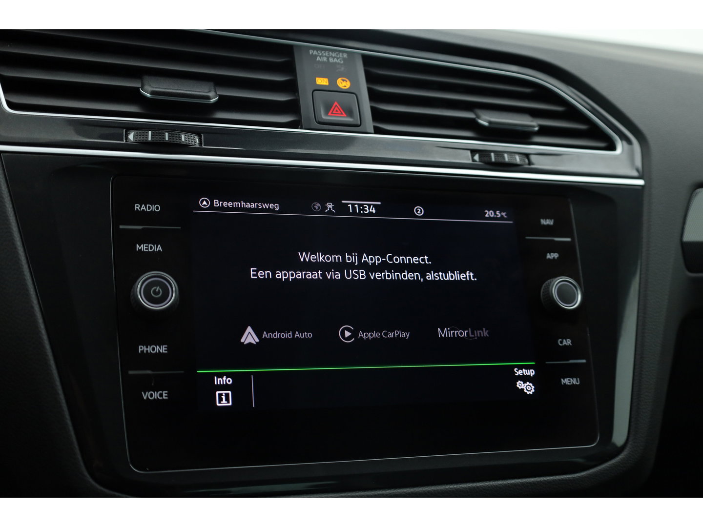 Volkswagen Tiguan 1.5 TSI Urban Sport DSG | Elek. Trekhaak | Digi. Cockpit | Adapt. Cruise | Stoel- Stuurverw. | Camera