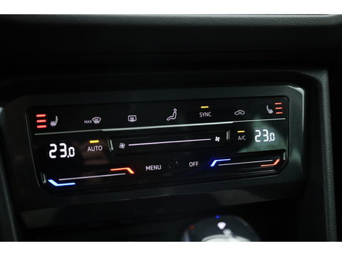 Volkswagen Tiguan 1.5 TSI Urban Sport DSG | Elek. Trekhaak | Digi. Cockpit | Adapt. Cruise | Stoel- Stuurverw. | Camera