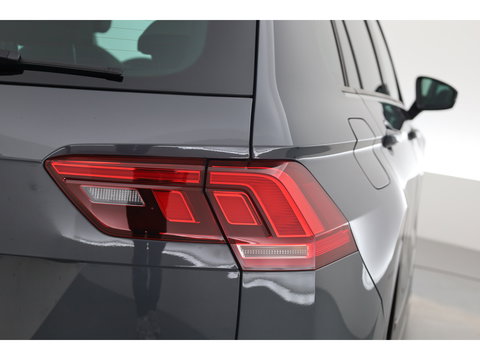 Volkswagen Tiguan 1.5 TSI Urban Sport DSG | Elek. Trekhaak | Digi. Cockpit | Adapt. Cruise | Stoel- Stuurverw. | Camera