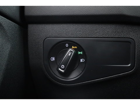 Volkswagen Tiguan 1.5 TSI Urban Sport DSG | Elek. Trekhaak | Digi. Cockpit | Adapt. Cruise | Stoel- Stuurverw. | Camera