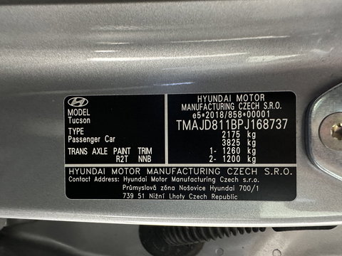 Hyundai Tucson 1.6 T-GDI HEV Comfort Smart (INCL-BTW) *FULL-LED | ADAPTIVE-CRUISE | HEATED-COMFORTSEATS | KEYLESS | CAMERA | DIGI-COCKPIT | PRIVACY-GLASS | SHIFTPADDLES | ECC | PDC | 17''ALU*