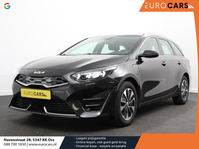 Kia Ceed Sportswagon - 1.6 GDI PHEV DynamicLine Automaat Climate control Keyless Cruise control LED Parkeersensoren achter Camera Stuur verwarming Stoel verwarming Apple Carplay/ Andriod Auto