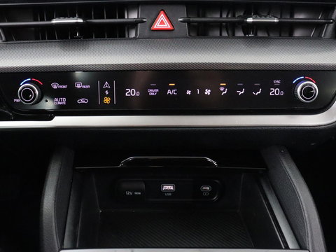Kia Sportage 1.6 T-GDi Hybrid DynamicLine | Carplay | Adaptive cruise | Navigatie | Full LED | Camera | Climate control | Parkeerhulp