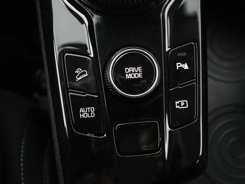 Kia Sportage 1.6 T-GDi Hybrid DynamicLine | Carplay | Adaptive cruise | Navigatie | Full LED | Camera | Climate control | Parkeerhulp