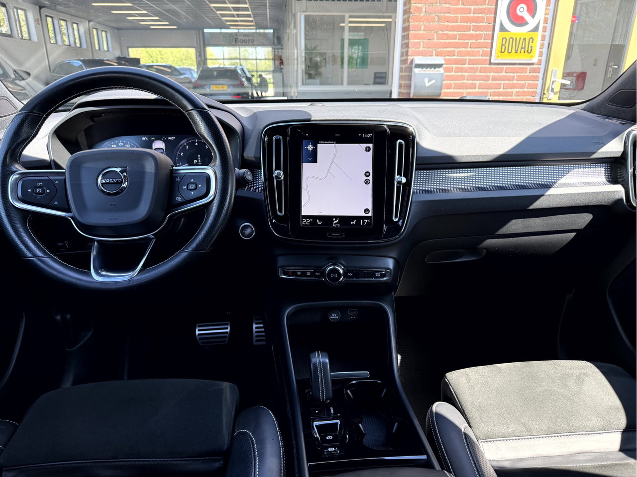 Volvo XC40