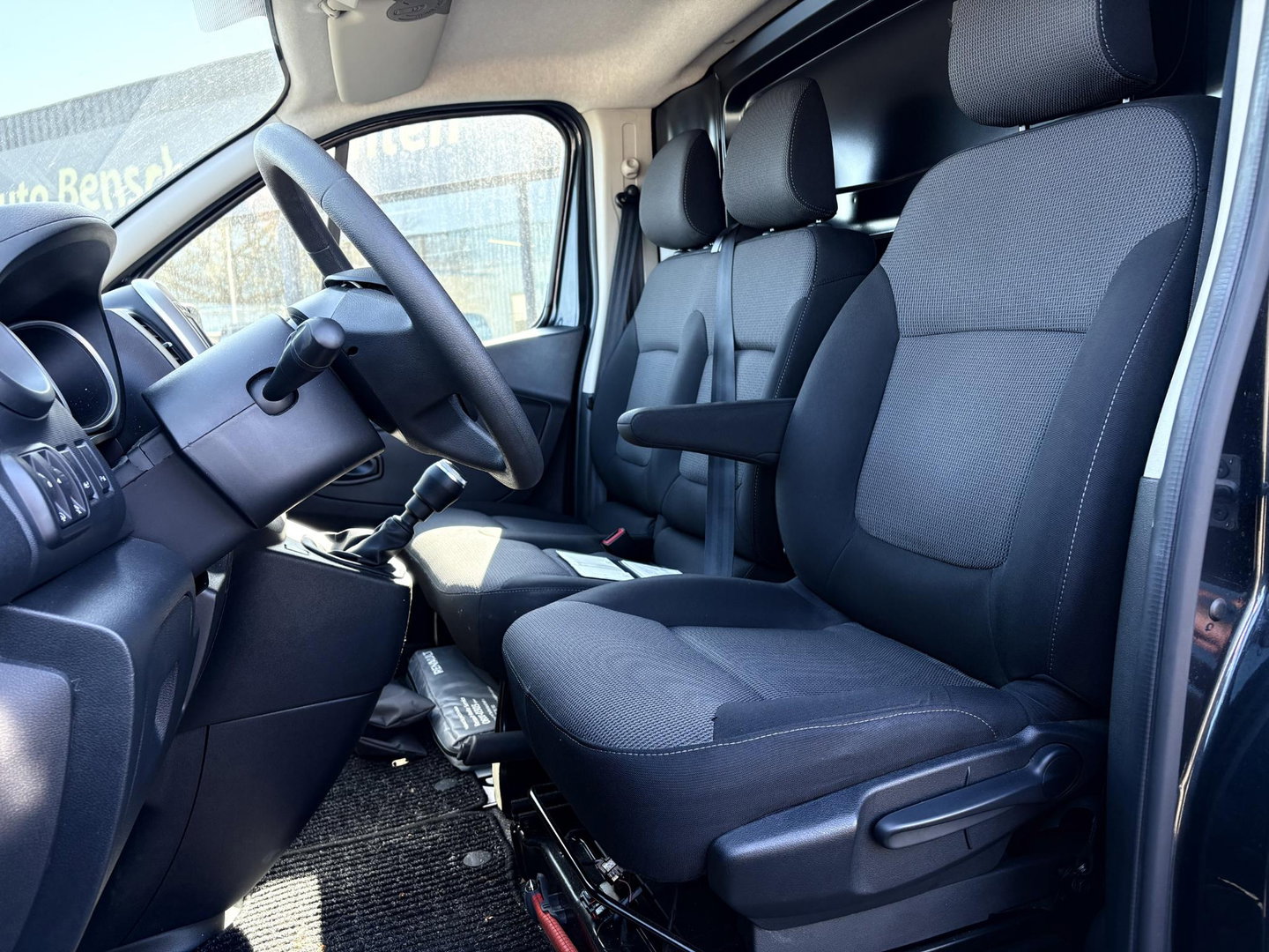 Renault Trafic 2.0 dCi 120 L2H1 | CAMERA | LED |