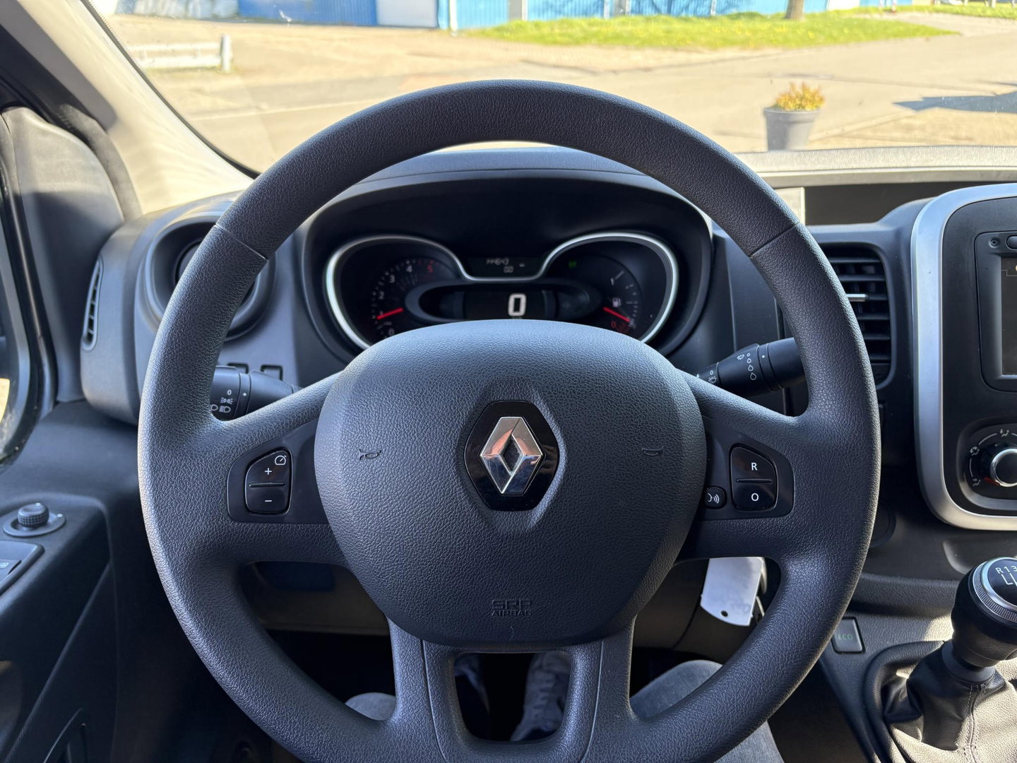 Renault Trafic 2.0 dCi 120 L2H1 | CAMERA | LED |