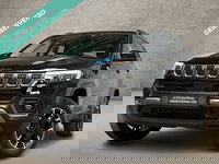 Jeep Compass - 4xe 240 Plug-in Hybrid Electric Trailhawk 240Pk Automaat (PANORAMADAK, VIRTUAL COCKPIT, APPLE CARPLAY, GROOT NAVI, CAMERA, LEDER, SPORTSTOELEN, KEYLESS, ADAPTIVE CRUISE, GETINT GLAS, NIEUWSTAAT)