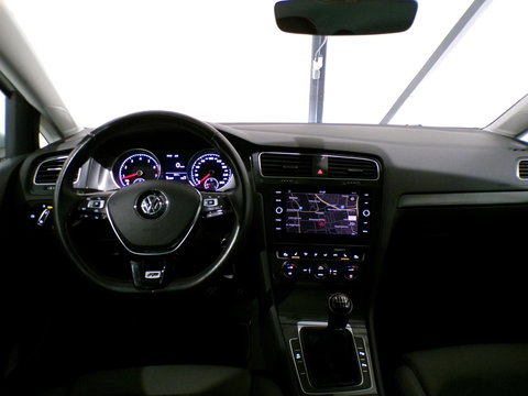 Volkswagen Golf Variant 1.4 TSI Highline R-Line Trekhaak Apple-carplay Stoelverwarming Camera Parkeersensoren Massage Garantie