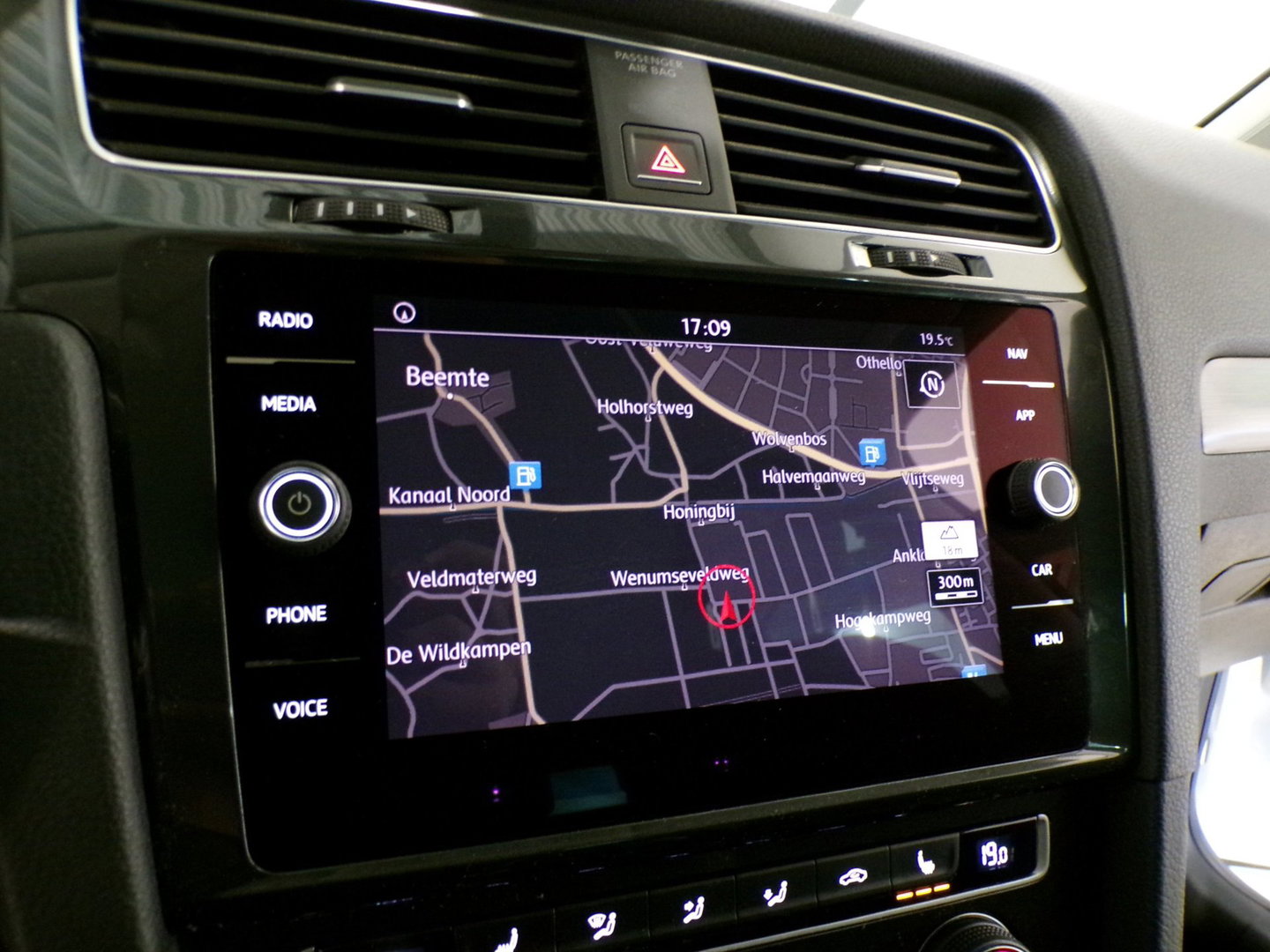 Volkswagen Golf Variant 1.4 TSI Highline R-Line Trekhaak Apple-carplay Stoelverwarming Camera Parkeersensoren Massage Garantie