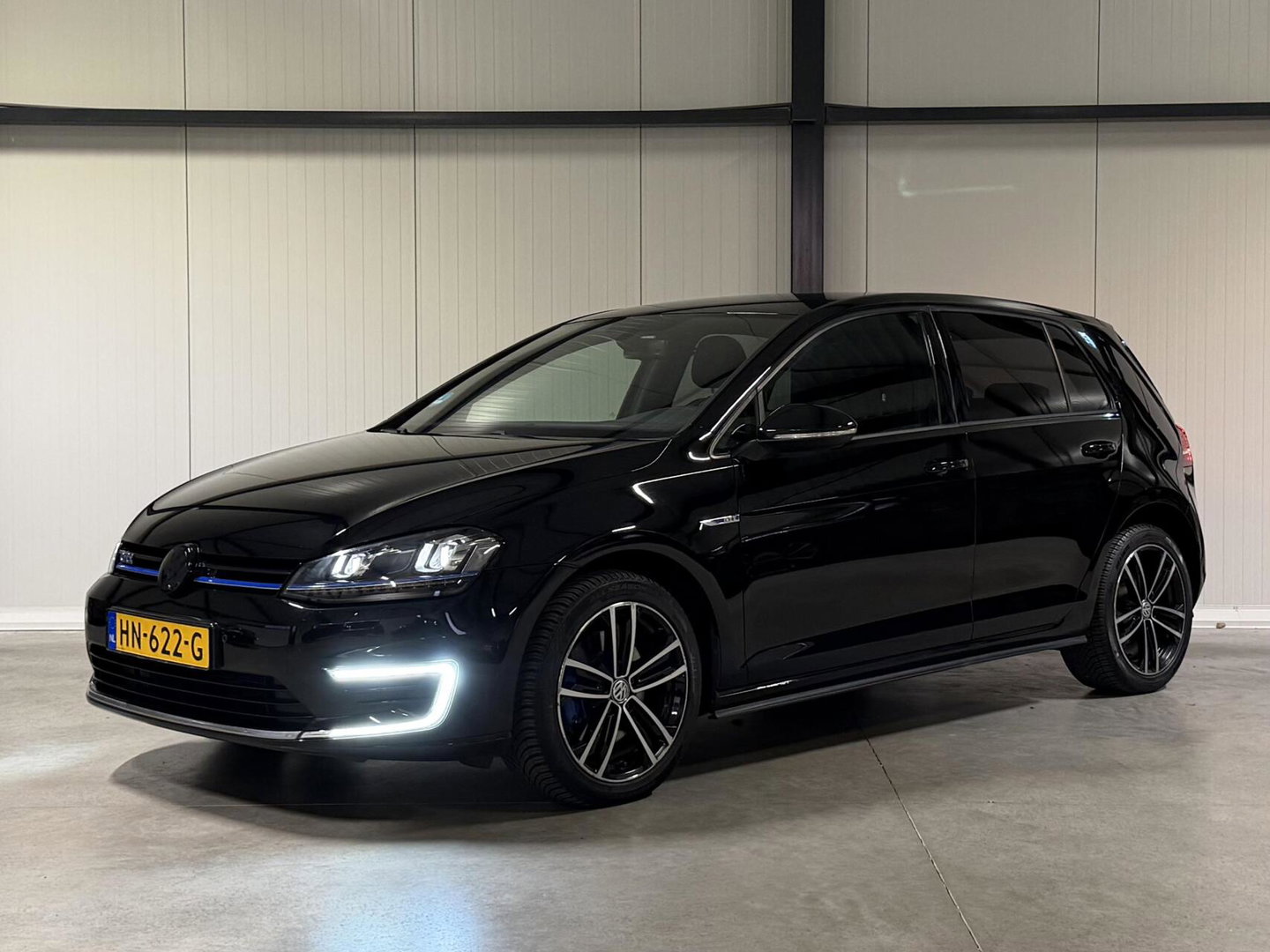Volkswagen Golf 1.4 TSI GTE GTI Carplay Stoelverwarming PDC
