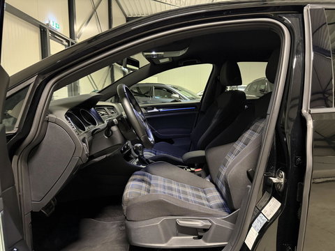Volkswagen Golf 1.4 TSI GTE GTI Carplay Stoelverwarming PDC