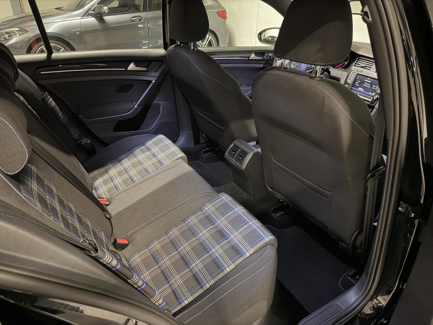 Volkswagen Golf 1.4 TSI GTE GTI Carplay Stoelverwarming PDC