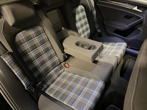 Volkswagen Golf 1.4 TSI GTE GTI Carplay Stoelverwarming PDC