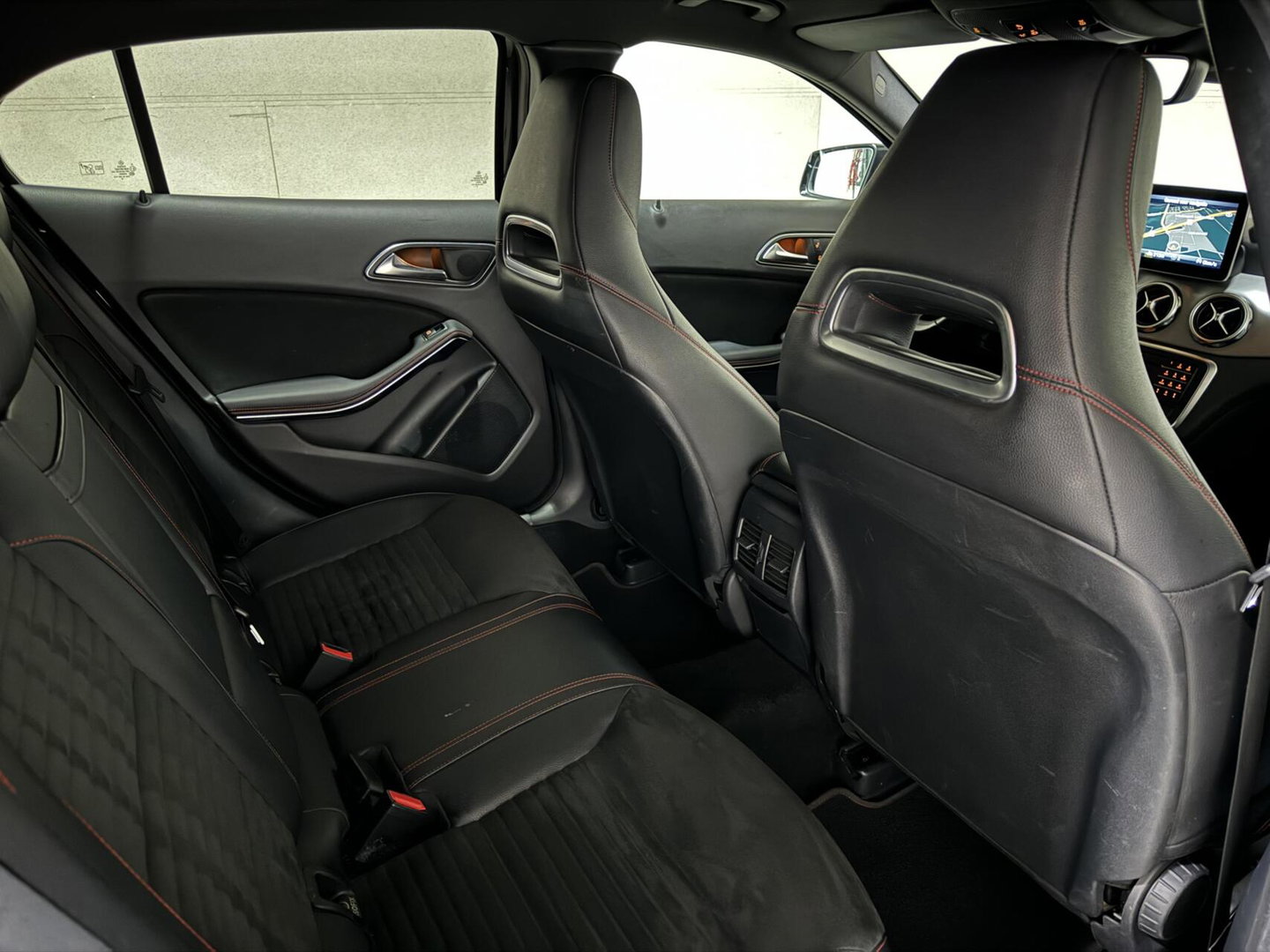 Mercedes-Benz GLA AMG Pano Carplay Navi Cruise Camera