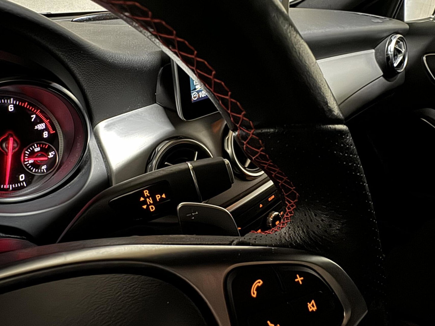 Mercedes-Benz GLA AMG Pano Carplay Navi Cruise Camera