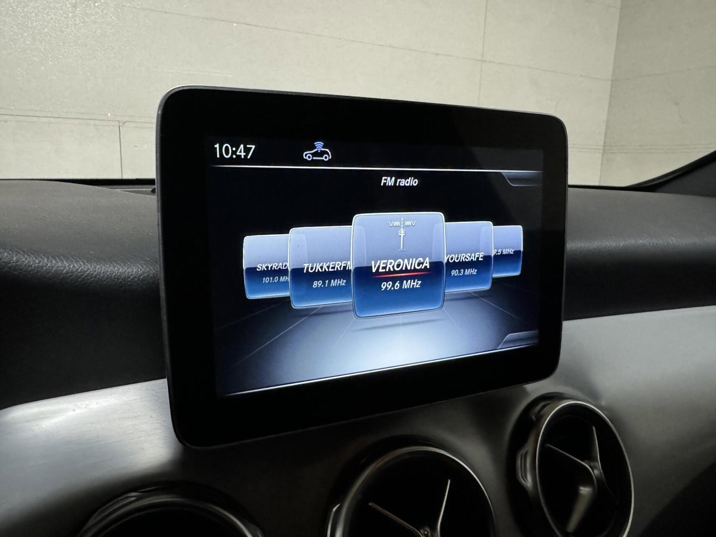 Mercedes-Benz GLA AMG Pano Carplay Navi Cruise Camera