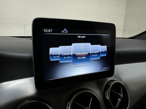 Mercedes-Benz GLA AMG Pano Carplay Navi Cruise Camera