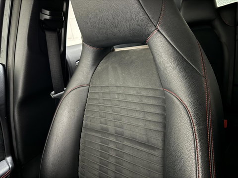 Mercedes-Benz GLA AMG Pano Carplay Navi Cruise Camera