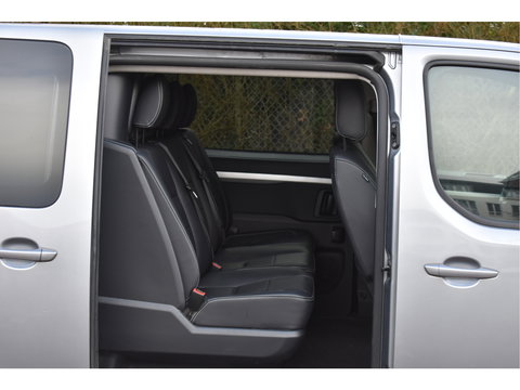 Peugeot Expert DC 5-Persoons 2.0 BlueHDI 180 Long Sport | Leder | Camera | Carplay | Trekhaak | Xenon / LED | Cruise Contr | NAP