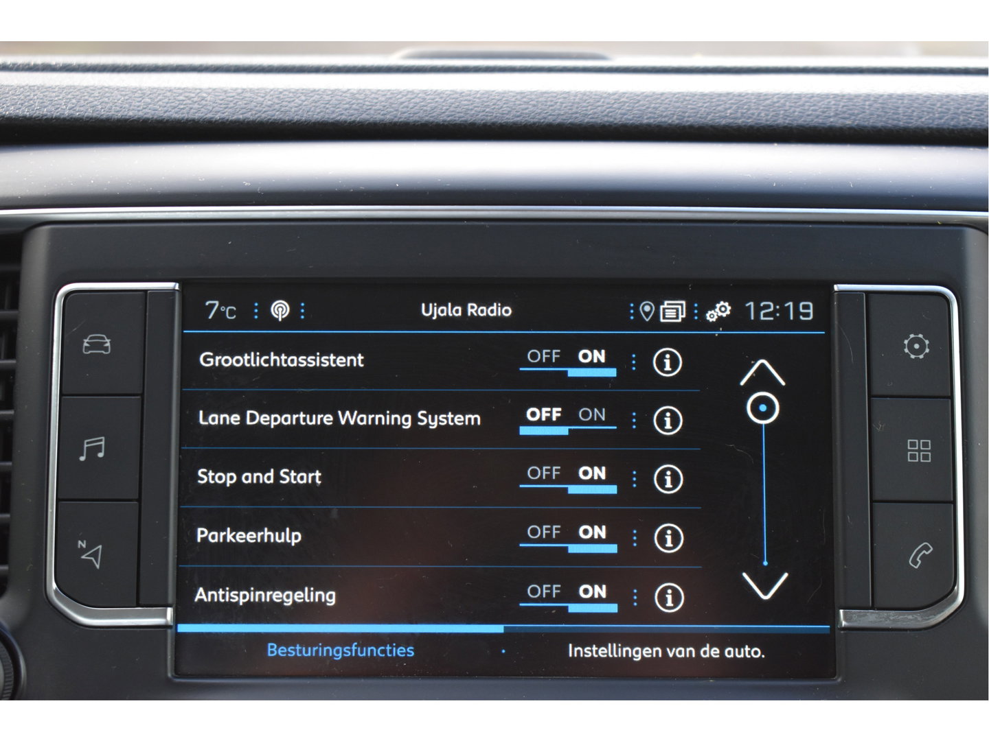 Peugeot Expert DC 5-Persoons 2.0 BlueHDI 180 Long Sport | Leder | Camera | Carplay | Trekhaak | Xenon / LED | Cruise Contr | NAP