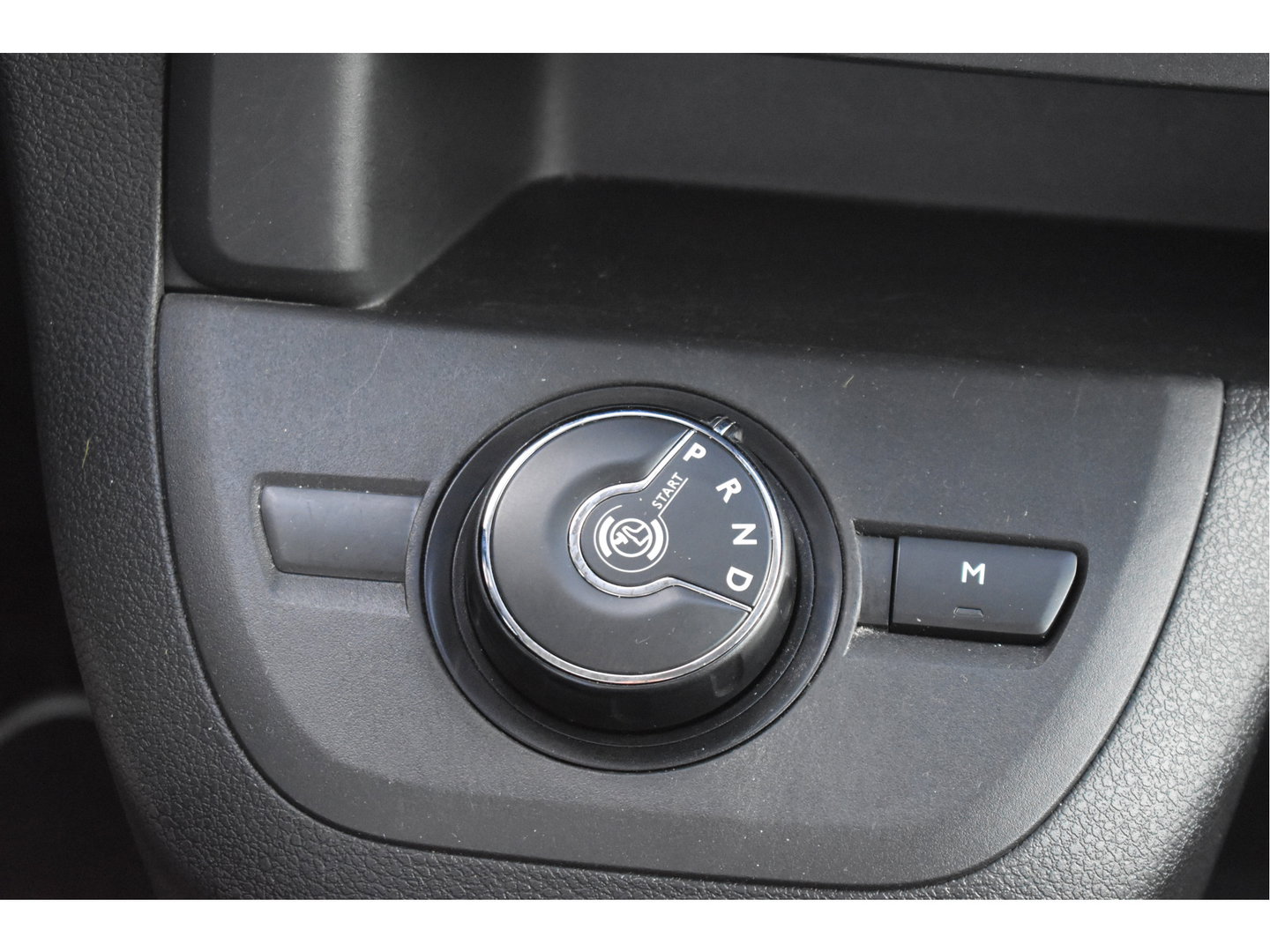 Peugeot Expert DC 5-Persoons 2.0 BlueHDI 180 Long Sport | Leder | Camera | Carplay | Trekhaak | Xenon / LED | Cruise Contr | NAP