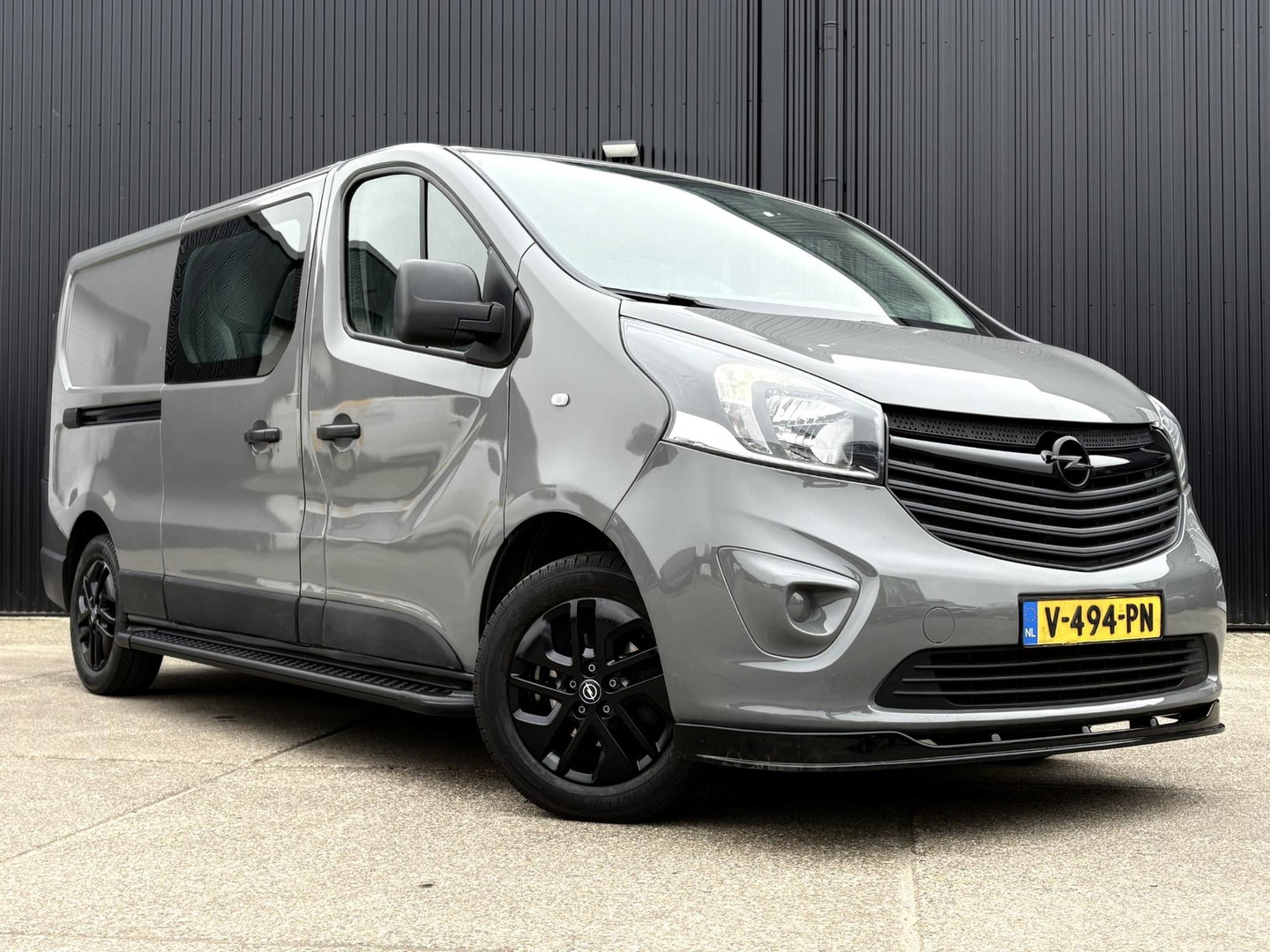 Opel Vivaro 1.6 CDTI 120pk L2H1 DC Edition | Marge | Navigatie | Trekhaak | STEPS | LMV | SPOILER