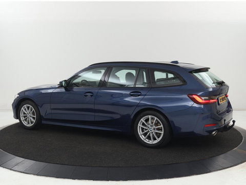 BMW 3 Serie 318i | Leder | Adaptive cruise | Stoelverwarming | Memory | Live Cockpit | Sportstoelen | Carplay | Keyless | Trekhaak | Parkeerhulp | Climate control | Full LED | Origineel NL