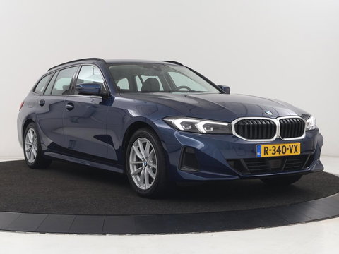BMW 3 Serie 318i | Leder | Adaptive cruise | Stoelverwarming | Memory | Live Cockpit | Sportstoelen | Carplay | Keyless | Trekhaak | Parkeerhulp | Climate control | Full LED | Origineel NL