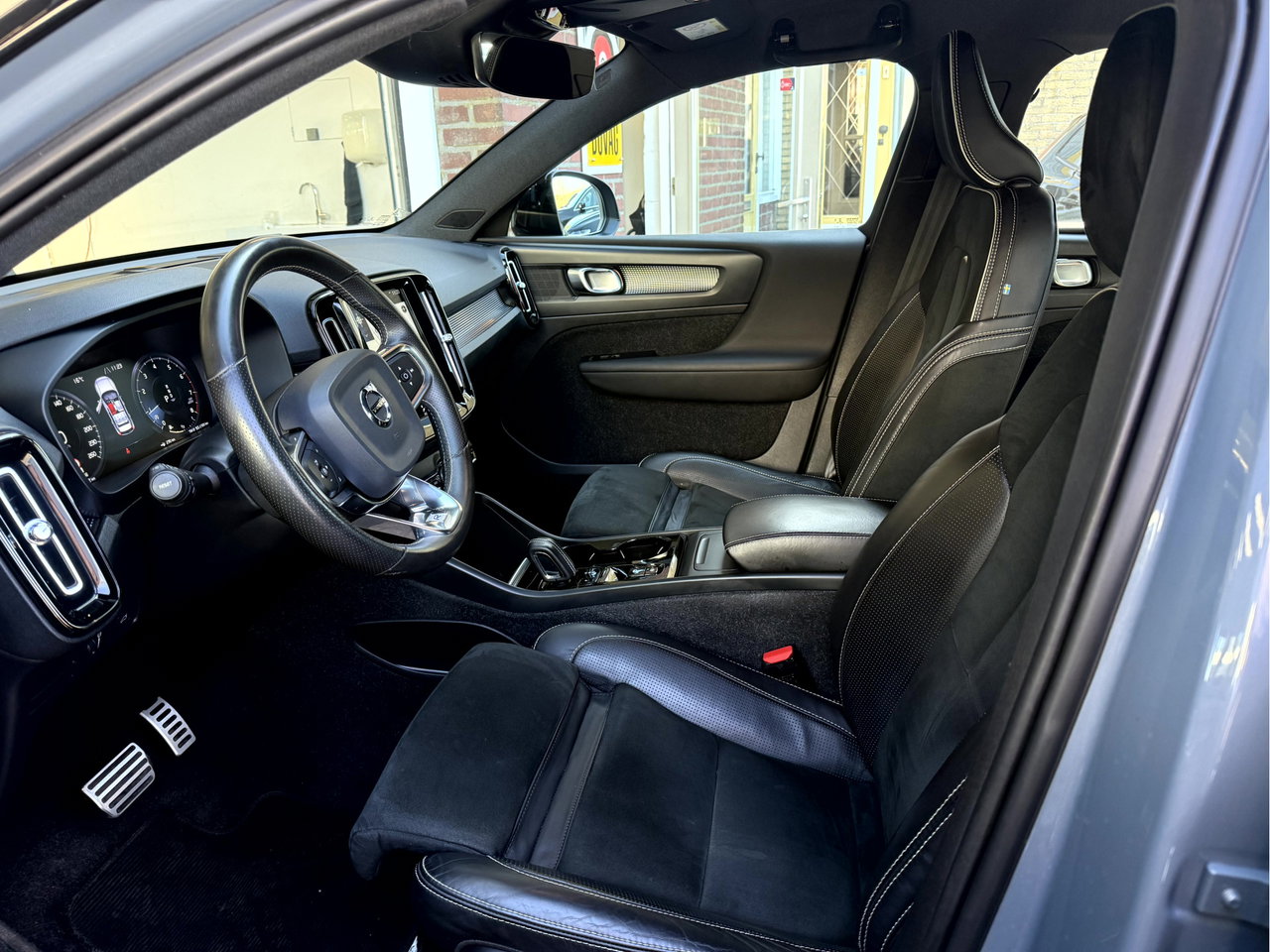 Volvo XC40