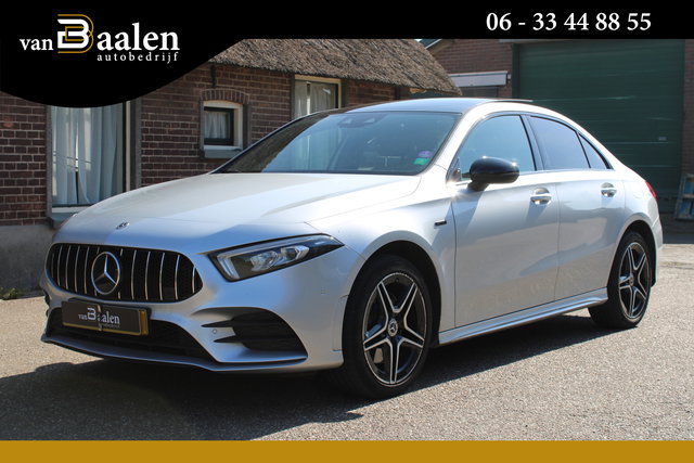 Mercedes-Benz A-Klasse - 250 e PHEV AMG Limited SOh 97,1% PANO LEER SFEER ORG NL 110000KM!!