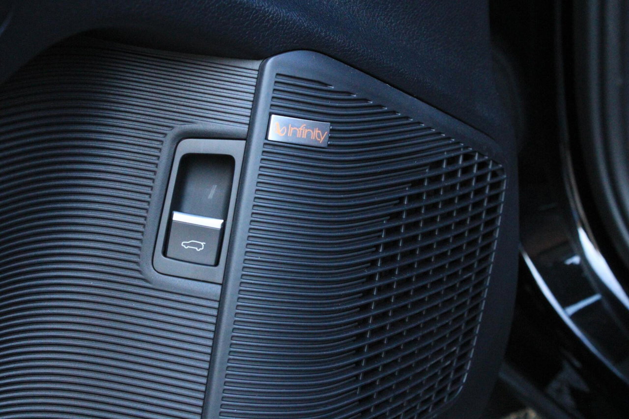 BYD SEAL U
