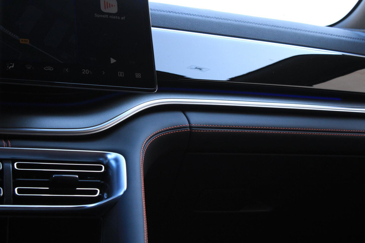 BYD SEAL U