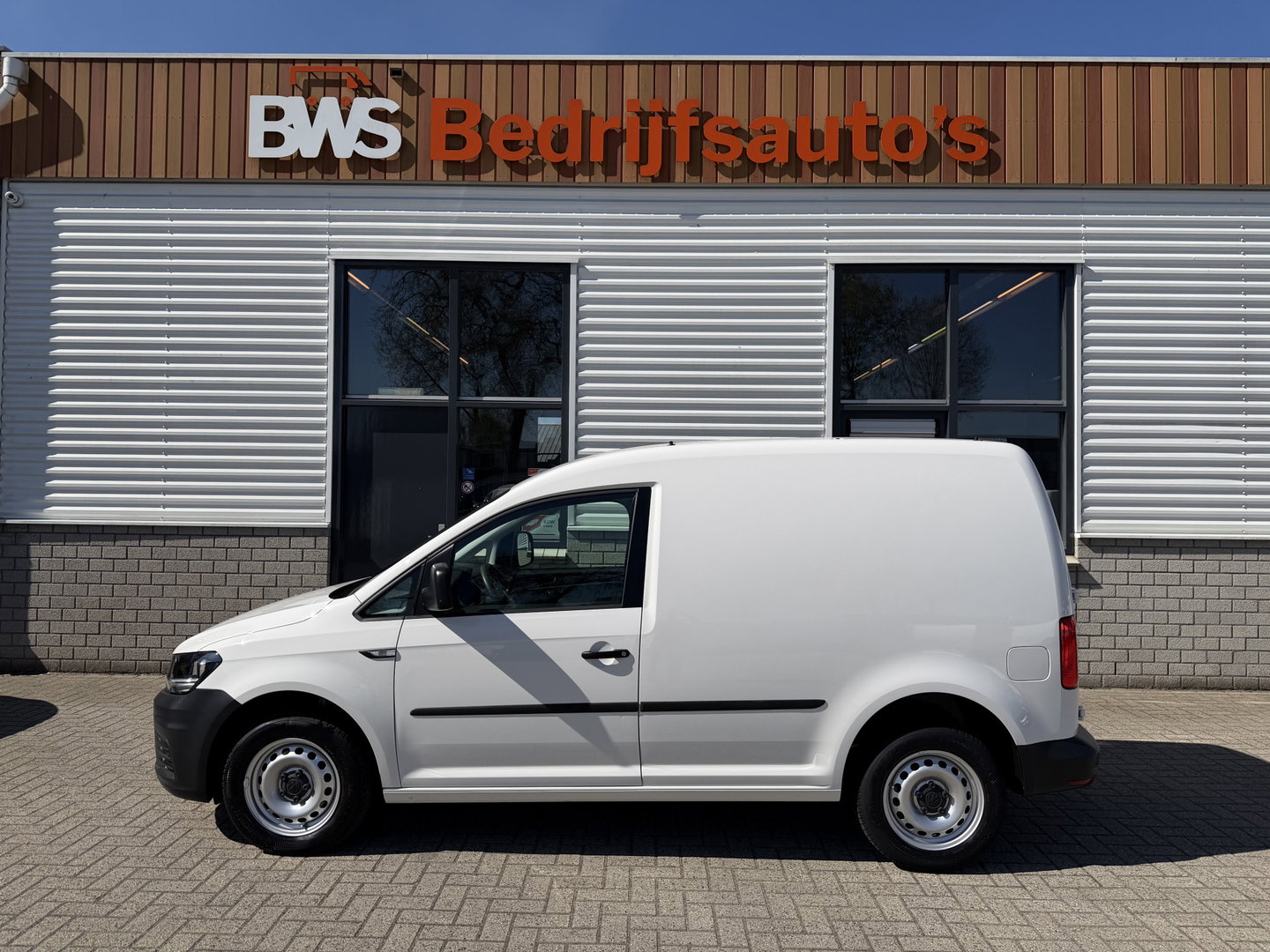 Volkswagen Caddy 1.0 TSI L1H1 BMT Trendline benzine grijs kenteken / euro 6 / bpm vrij / vaste prijs rijklaar € 14.950 ex btw / lease vanaf € / airco / schuifdeur