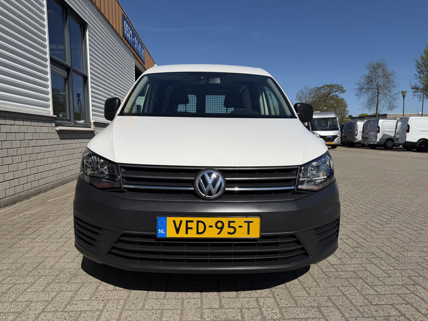 Volkswagen Caddy 1.0 TSI L1H1 BMT Trendline benzine grijs kenteken / euro 6 / bpm vrij / vaste prijs rijklaar € 14.950 ex btw / lease vanaf € / airco / schuifdeur
