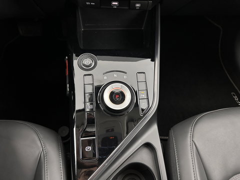Kia Niro EV DynamicLine 64.8 kWh [ 3-Fase-11kW] {SOH-100%} (INCL-BTW) *LEATHER-FABRIC | ADAPTIVE-CRUISE | DIGI-COCKPIT | KEYLESS | CAMERA | DAB | COMFORT-SEATS | SHIFTPADDLES | ECC | PRIVACY-GLASS | PDC | 17''ALU*