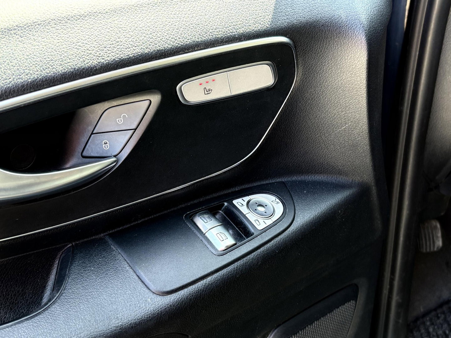 Mercedes-Benz Vito 114 CDI Extra Lang DC Comfort WORDT VERWACHT | LUXE UITVOERING | LED | LMV