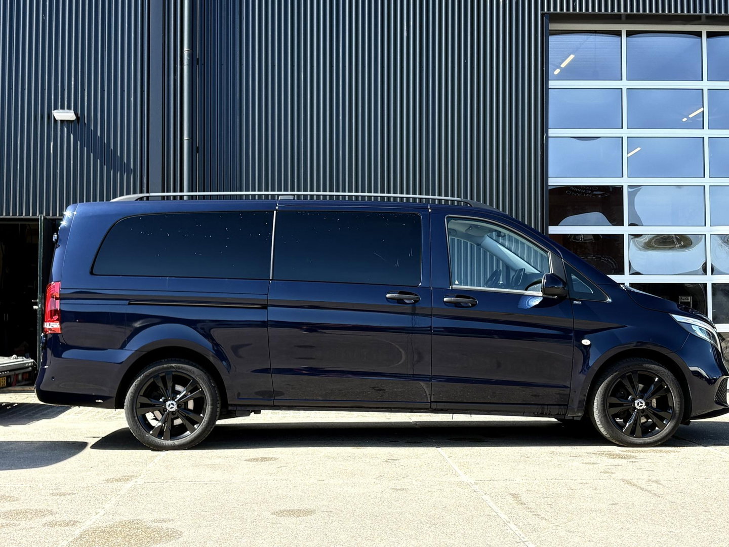 Mercedes-Benz Vito 114 CDI Extra Lang DC Comfort WORDT VERWACHT | LUXE UITVOERING | LED | LMV