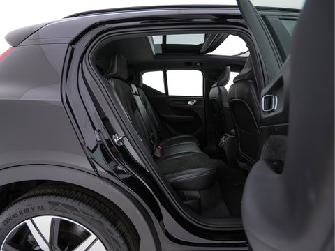 Volvo XC40 Recharge P8 AWD R-Design [ 3-Fase ] (INCL.BTW) Aut. *PANO | LEATHER-ALCANTARA | ADAPTIVE-CRUISE | DIGI-COCKPIT | FULL-LED | CAMERA | NAVI-FULLMAP | ECC | PDC | KEYLESS | HEATED-SPORTSEATS | TOWBAR | 19''ALU*