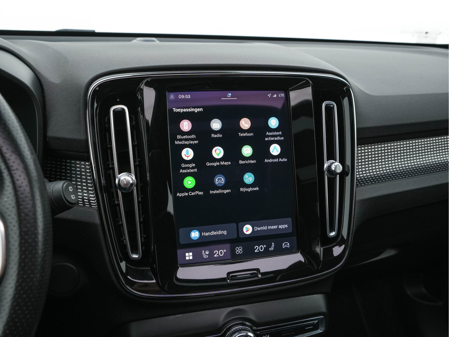 Volvo XC40 Recharge P8 AWD R-Design [ 3-Fase ] (INCL.BTW) Aut. *PANO | LEATHER-ALCANTARA | ADAPTIVE-CRUISE | DIGI-COCKPIT | FULL-LED | CAMERA | NAVI-FULLMAP | ECC | PDC | KEYLESS | HEATED-SPORTSEATS | TOWBAR | 19''ALU*