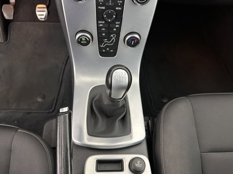 Volvo S40 1.6 D2 Sport *COMFORT-SEATS | ECC | TOWBAR | PDC | CRUISE | 17''ALU*