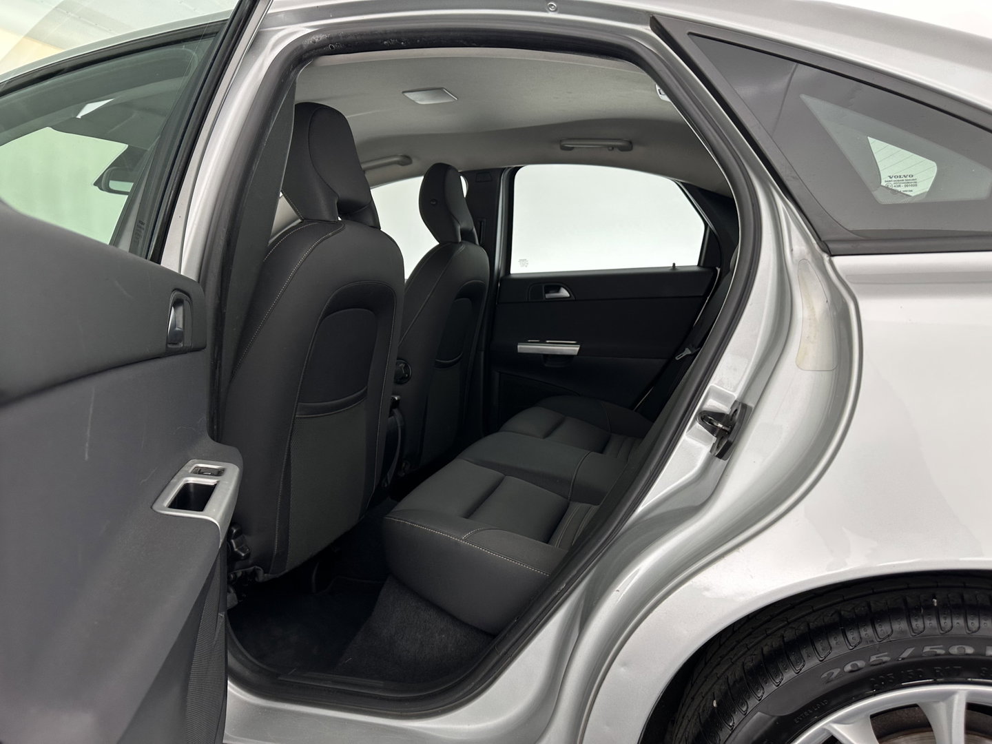 Volvo S40 1.6 D2 Sport *COMFORT-SEATS | ECC | TOWBAR | PDC | CRUISE | 17''ALU*