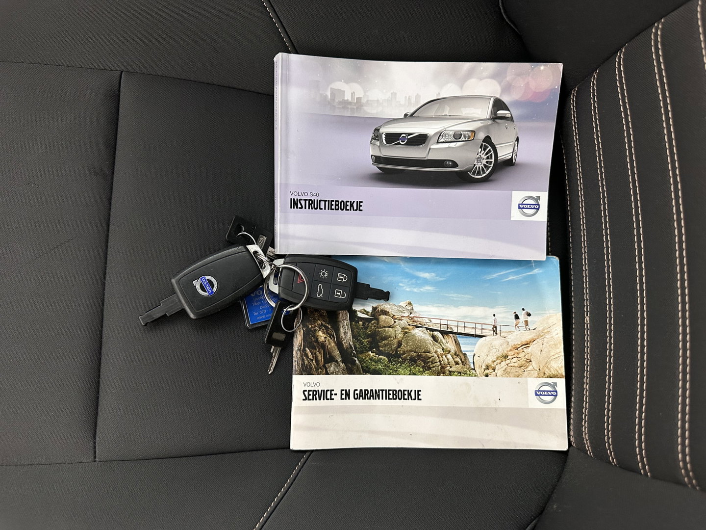 Volvo S40 1.6 D2 Sport *COMFORT-SEATS | ECC | TOWBAR | PDC | CRUISE | 17''ALU*