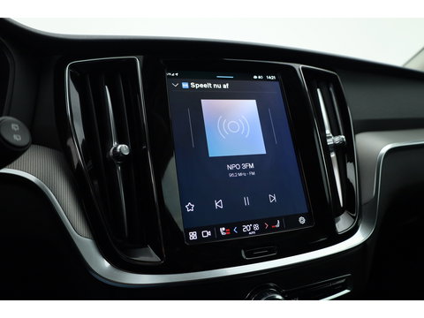 Volvo V60 2.0 T6 Plug-in hybrid AWD Plus Dark | 360 Cam | ACC | Blis | H&K Audio | Stoel 4 & Stuur verwarming | memory |