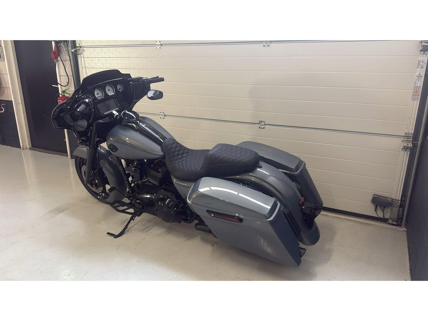 Harley Davidson 103 FLHXS Street Glide Special CVO Black-Out