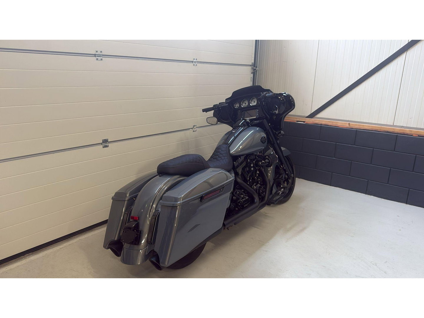 Harley Davidson 103 FLHXS Street Glide Special CVO Black-Out